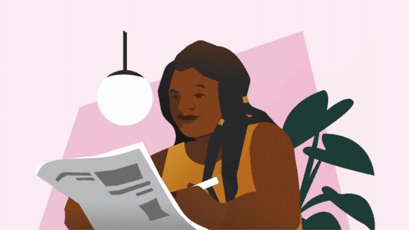 Un sculpteur travaillant une statue en pierre brute à vendre, dans son atelier d'art lapidaire